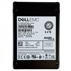 Dell / Samsung PM1735a 6.4TB U.2 NVMe SSD Front