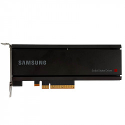 Dell / Samsung PM1735 1.6TB NVMe SSD Above