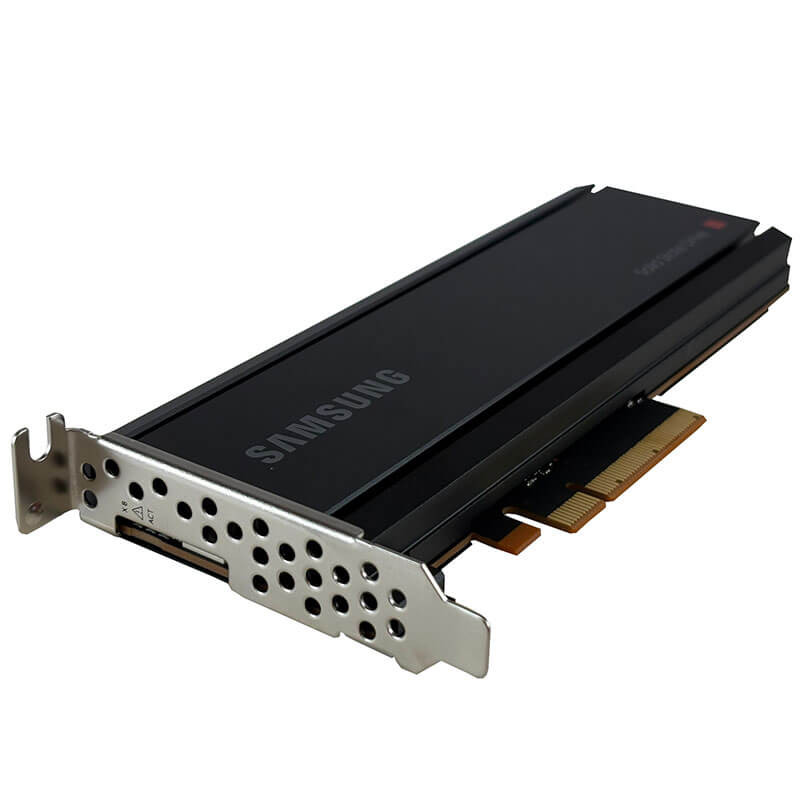 Dell / Samsung PM1735 1.6TB NVMe SSD Interface